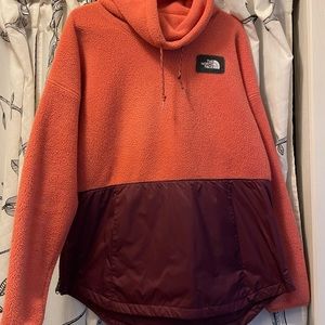 Women’s North Face Cowl Neck Fleece